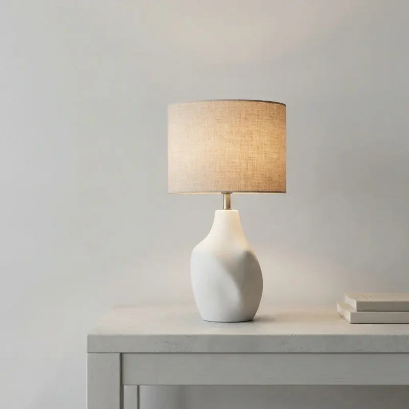 Modern_design_table_lamp_glowing